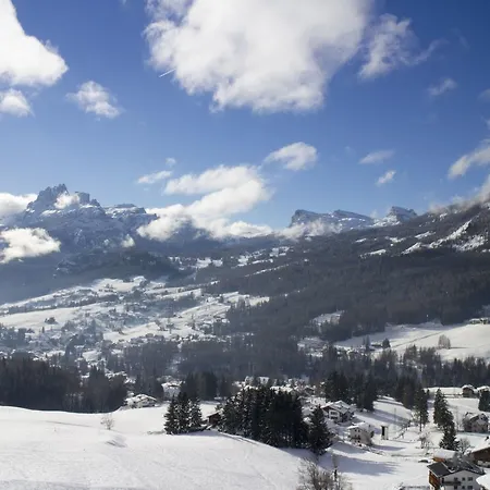 Ca' Belvedere Apartman Cortina dʼAmpezzo